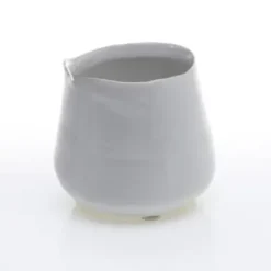 Marie Dumas Tegan White Pot - Small