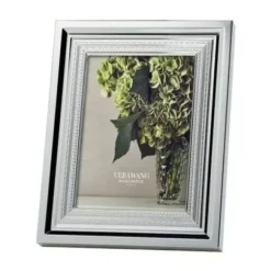 Marie Dumas Vera Wang With Love 8x10 Frame